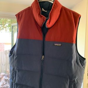 Patagonia down vest reversible red/Blue Large